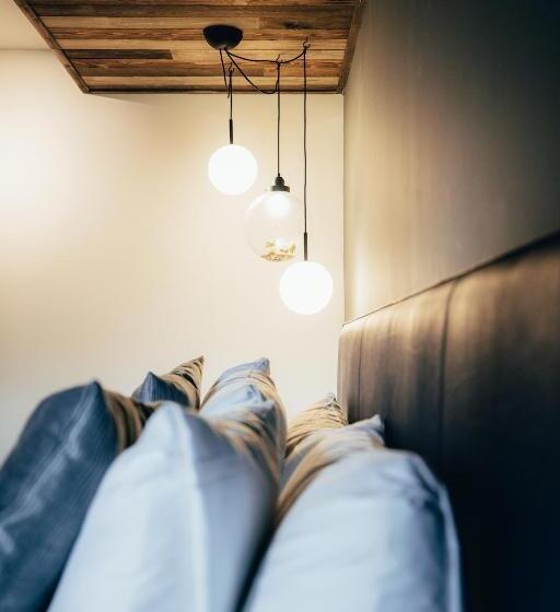 اتاق استاندارد با تراس, Cityhotel Wood