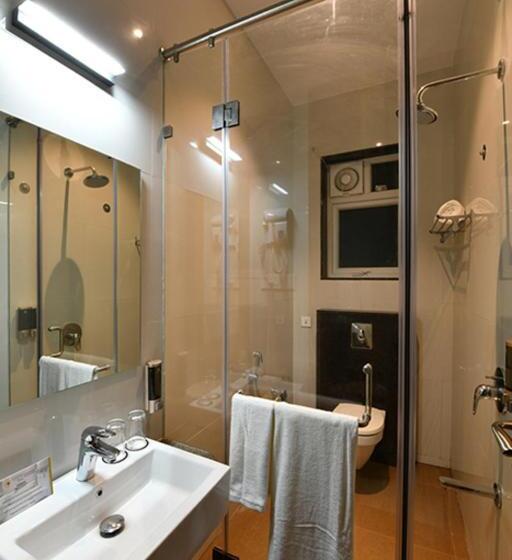 Президентский Люкс, Eastin Easy Vita