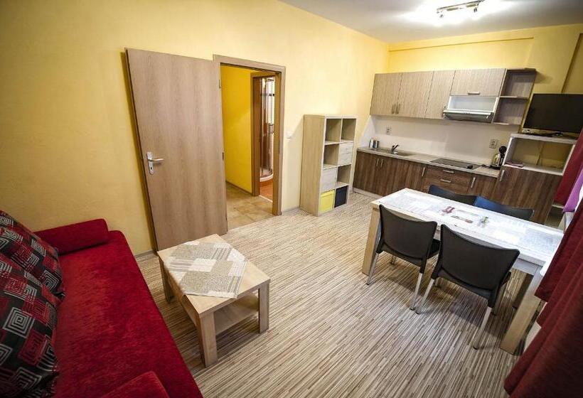 Апартаменты 1 Спальня с Балконом, Privat Galfy