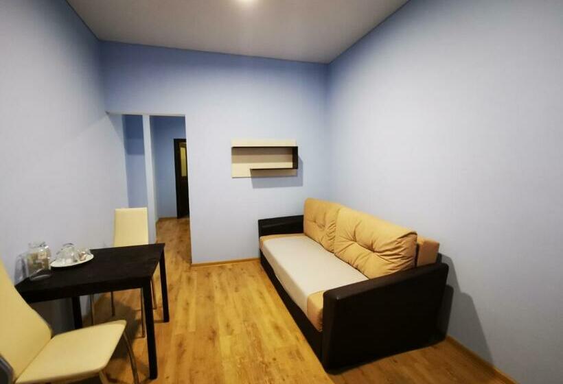 اتاق استاندارد با تخت بزرگ, Mini Hotel Abazgaa