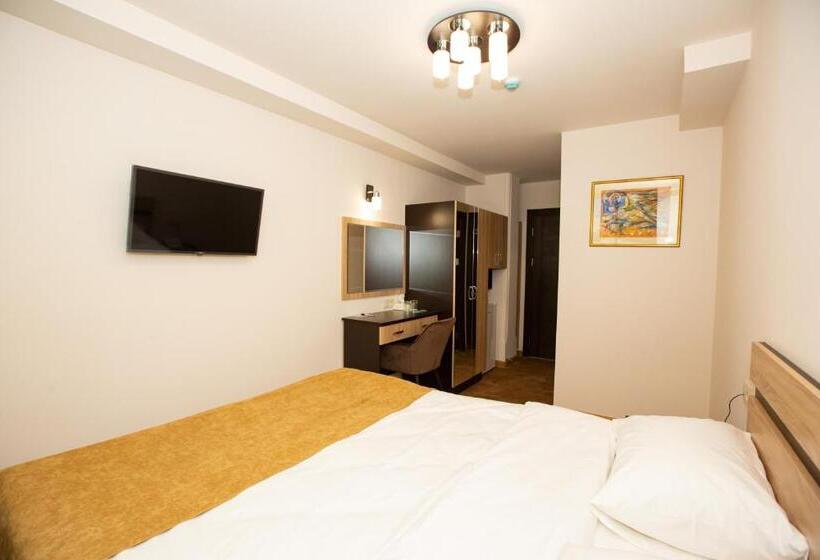 اتاق لوکس, Good Hotel Yerevan