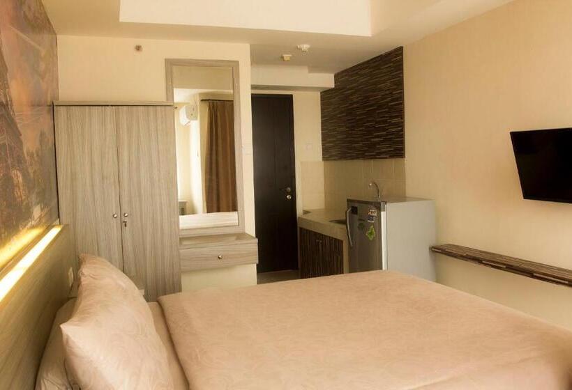 Superior Oda, De Green Inn Kebon Jeruk