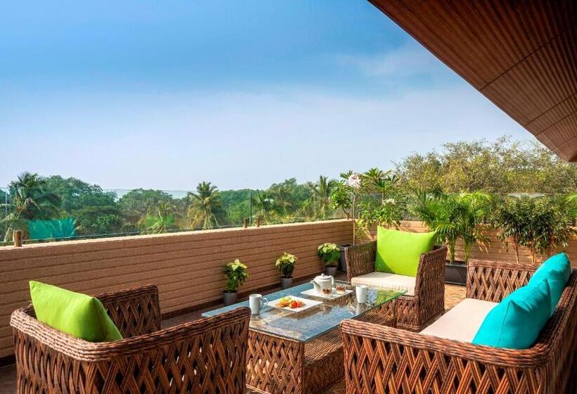 سوئیت با بالکن, Yu Hotel Candolim