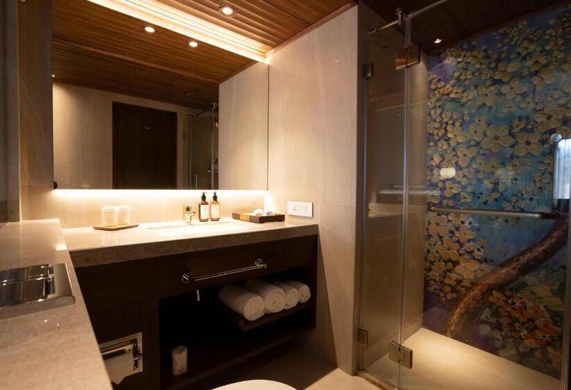 اتاق لوکس, Yu Hotel Candolim