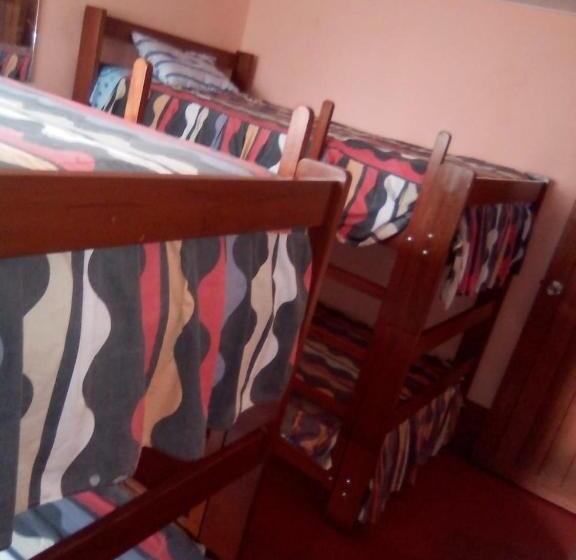 تختخواب در اتاق مشترک, Aventura Chachapoyas Backpackers