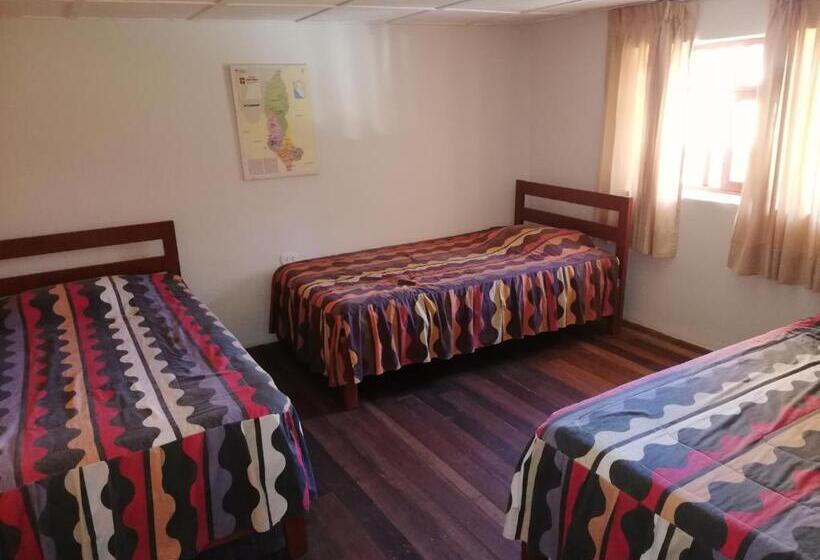 اتاق استاندارد سه نفره, Aventura Chachapoyas Backpackers