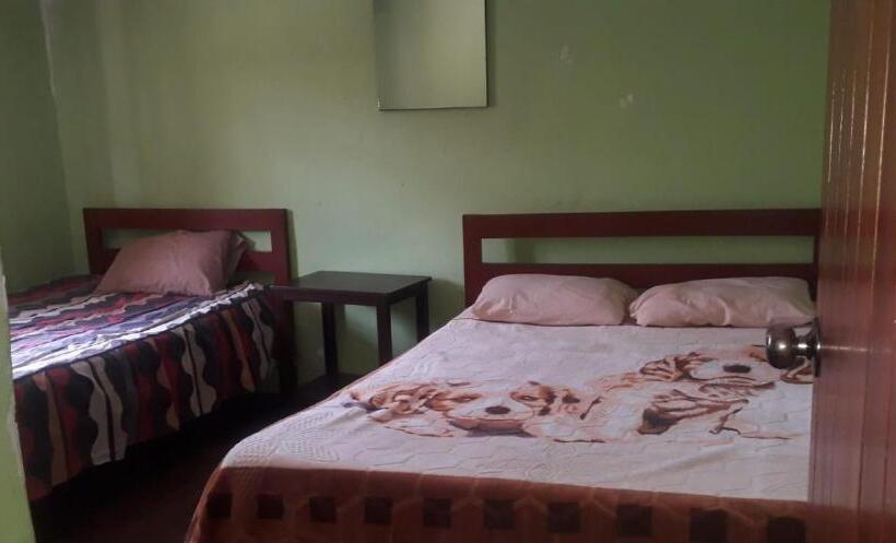 اتاق استاندارد سه نفره, Aventura Chachapoyas Backpackers