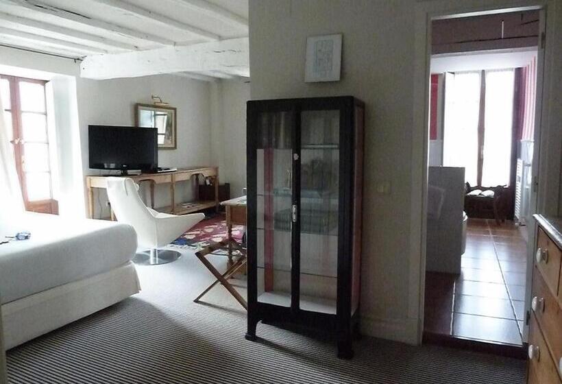 Family Suite, Churrut