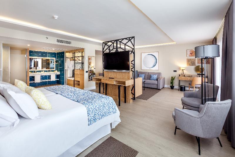 سوییت با چشم‌انداز جانبی دریا, Gran Tacande Wellness & Relax Costa Adeje