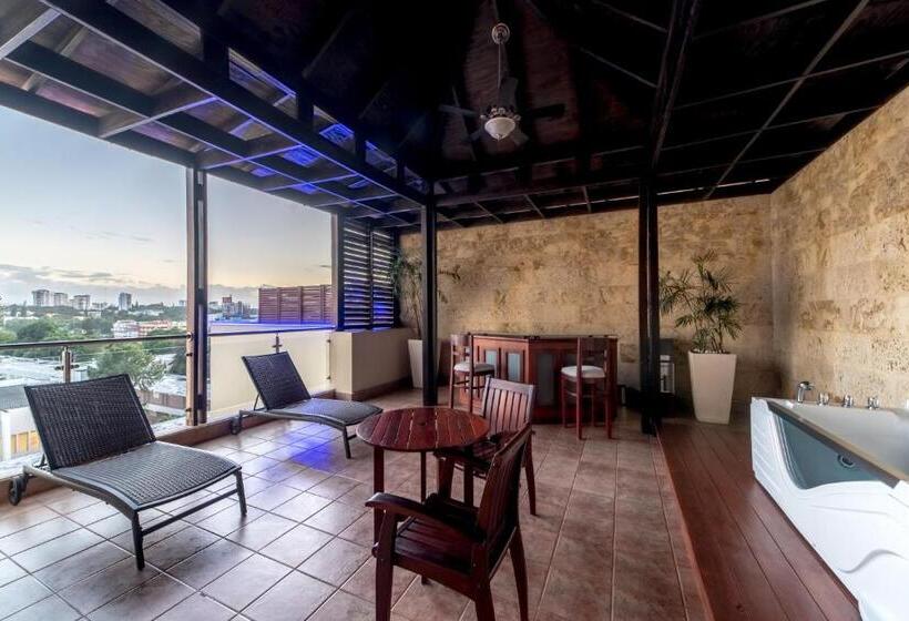 سوئیت پرزیدنت, Hodelpa Gran Almirante