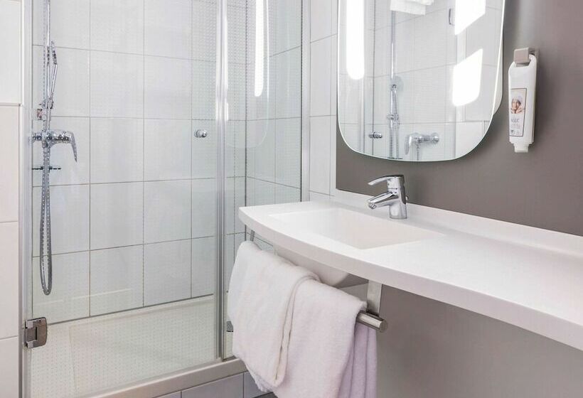 اتاق استاندارد, Ibis Zurich Messe Airport