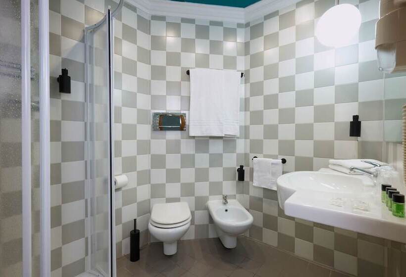 اتاق استاندارد یک نفره, Roma Tor Vergata