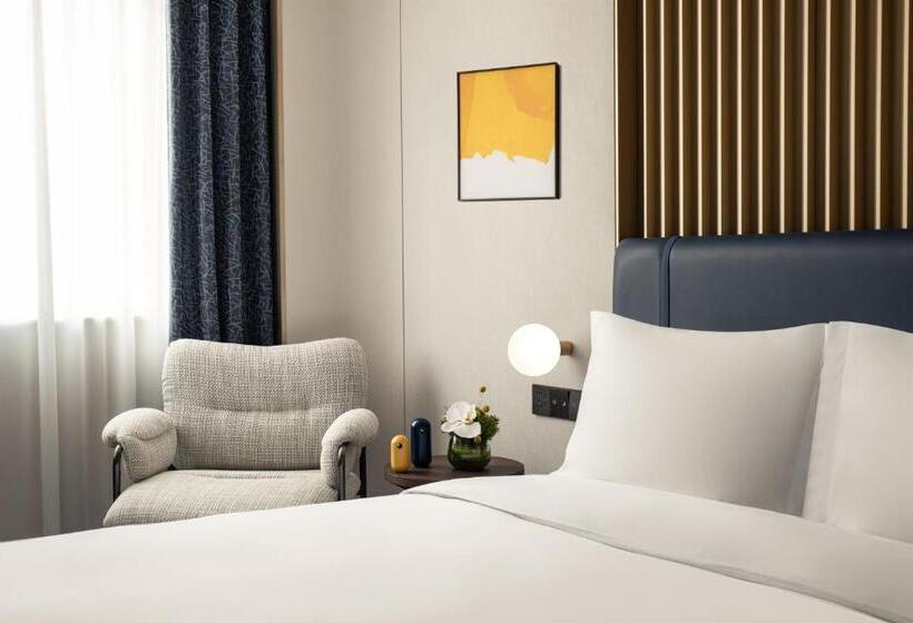 اتاق استاندارد با تخت بزرگ, Voco Wuhan Xinhua, An Ihg