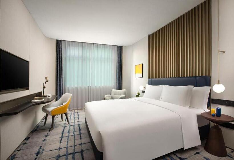اتاق استاندارد با تخت بزرگ, Voco Wuhan Xinhua, An Ihg