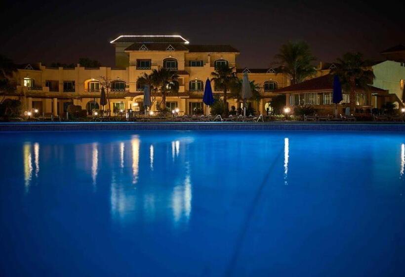 اتاق لوکس با تخت بزرگ, Mövenpick Hotel Cairo   Media City