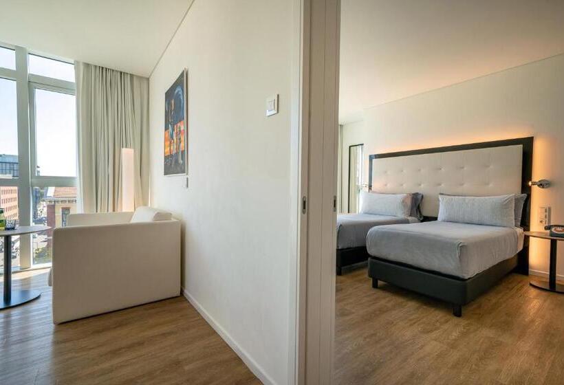 استودیوی استاندارد, Innside By Meliá Milano Torre Galfa