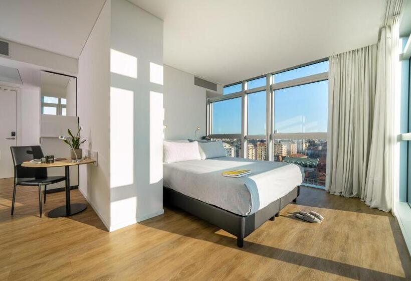 اتاق استاندارد با چشم‌انداز شهر, Innside By Meliá Milano Torre Galfa