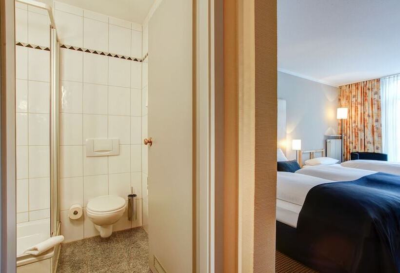 Номер Стандарт Трехместный, Centro Hotel Nürnberg, Trademark Collection By Wyndham