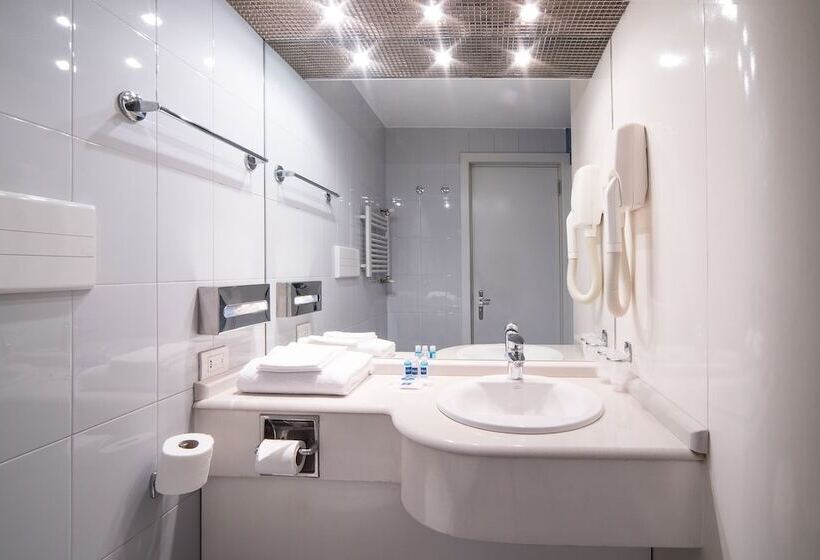 اتاق استاندارد, Idea Hotel Piacenza
