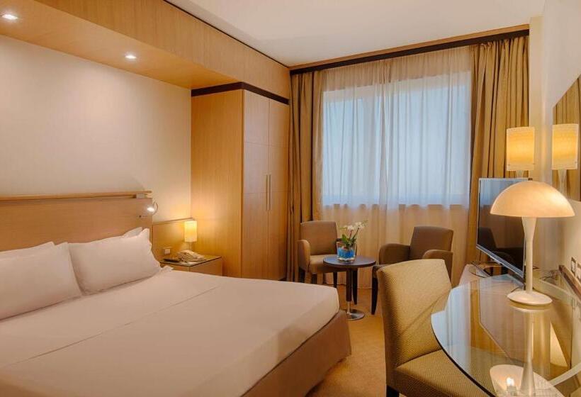 Номер Superior, NH Bologna Villanova