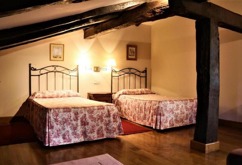 Номер Стандарт Трехместный, Palación De Toñanes