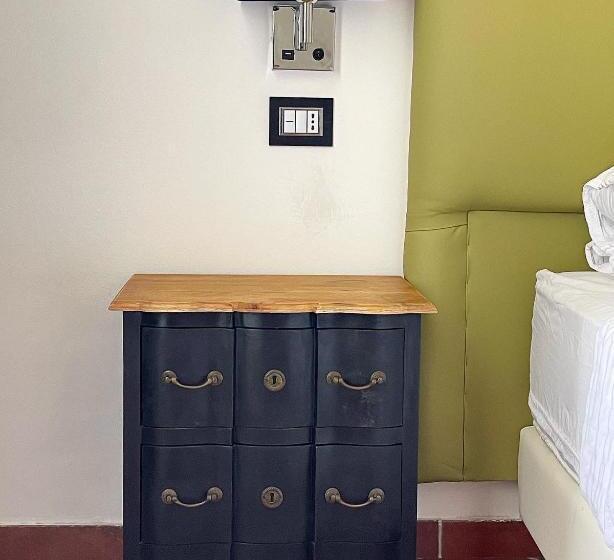 סוויטת ג'וניור נוף לים, Dolce Vita Suite Alghero