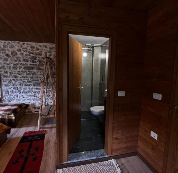 Семейный Номер Вид на Горы, Molla Guest House