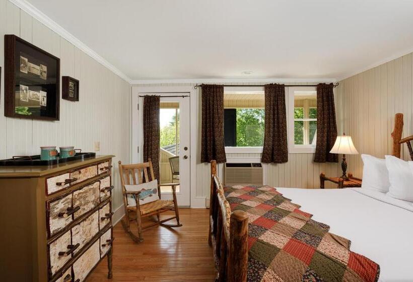 Номер Стандарт, Friends Lake Inn