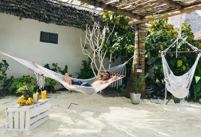 Номер Стандарт с Террасой, Badolina Bungalows