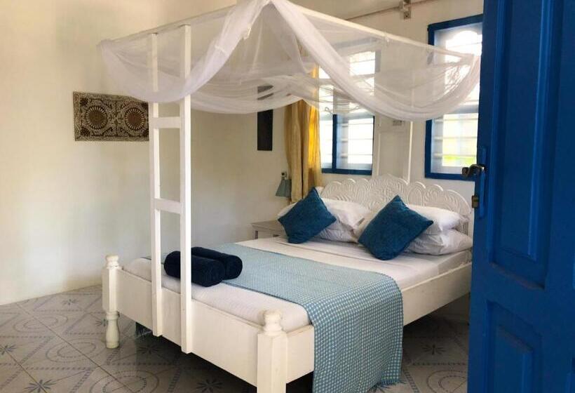 Номер Стандарт с Террасой, Badolina Bungalows