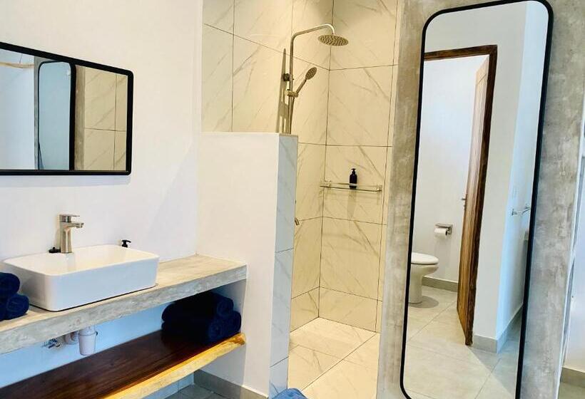 Номер Стандарт Двуспальная Кровать, Badolina Bungalows