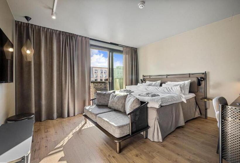 Номер Deluxe Кровать Кинг, Lily Country Club