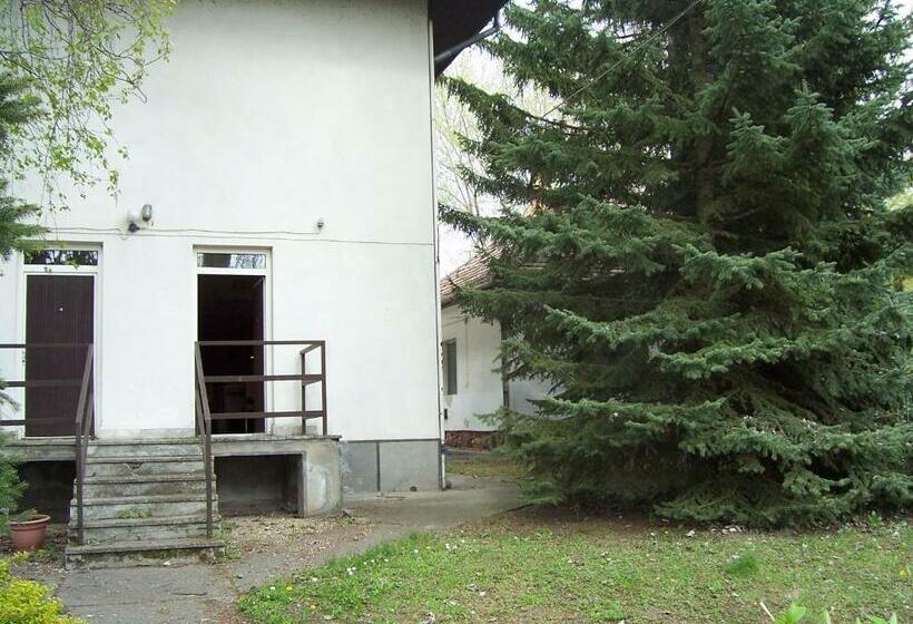 Номер Стандарт, Parti Sétány Vendégház
