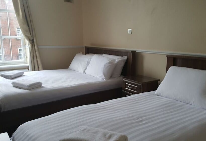 اتاق استاندارد سه نفره, Hazelbrook House B&b