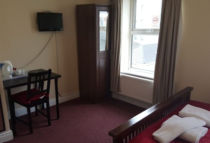 اتاق استاندارد سه نفره, Hazelbrook House B&b