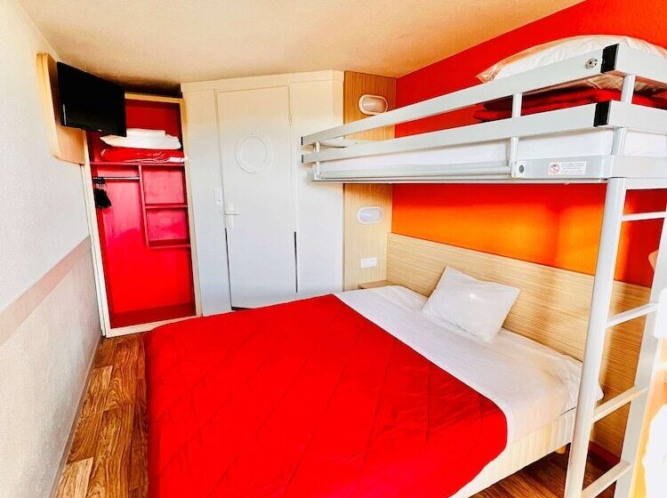 Номер Стандарт, Premiere Classe St Quentin En Yvelines Elancourt