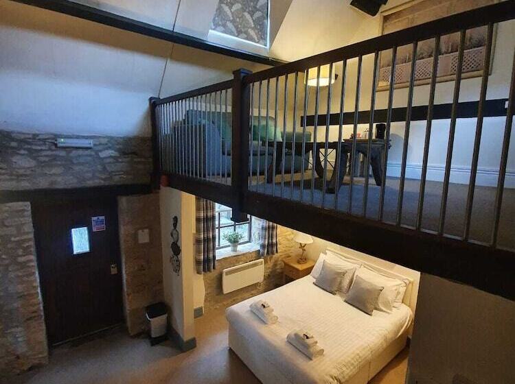 Номер Superior, The Kings Arms