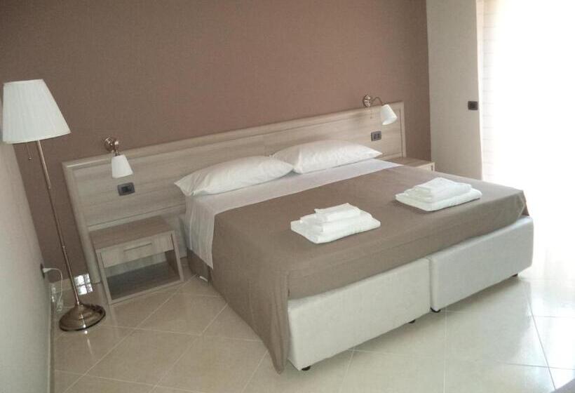 Номер Стандарт, B&b Salento
