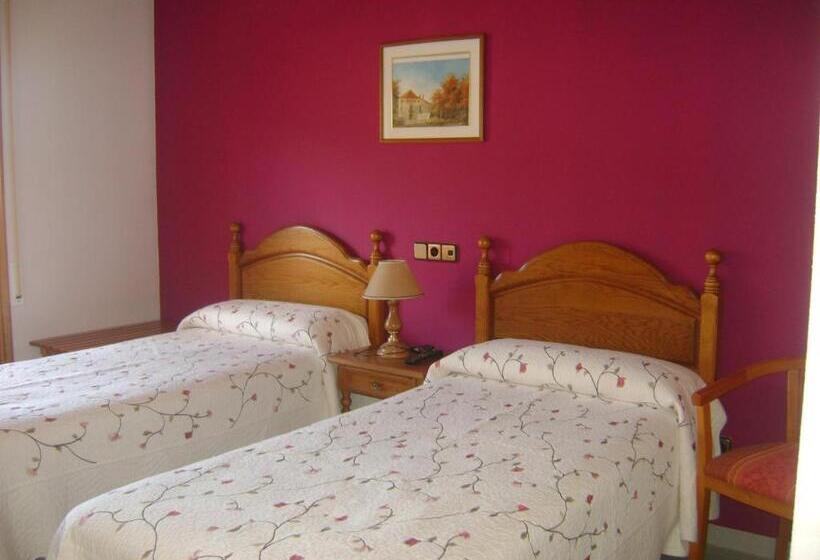 스탠다드 룸, Hostal Pirineos Ainsa