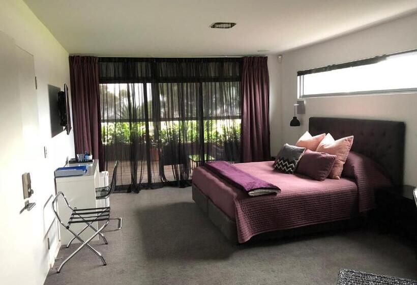 테라스 스위트, Starhaven Retreat