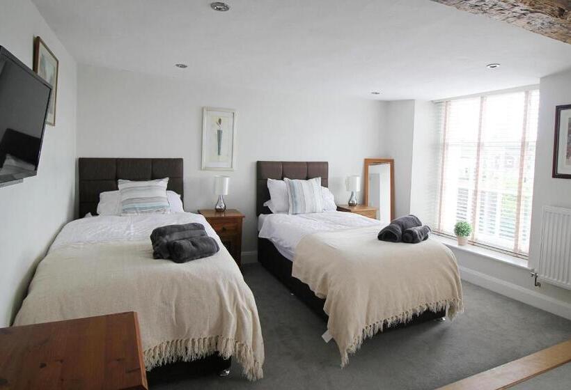 Номер Стандарт, The Globe Inn Alvington