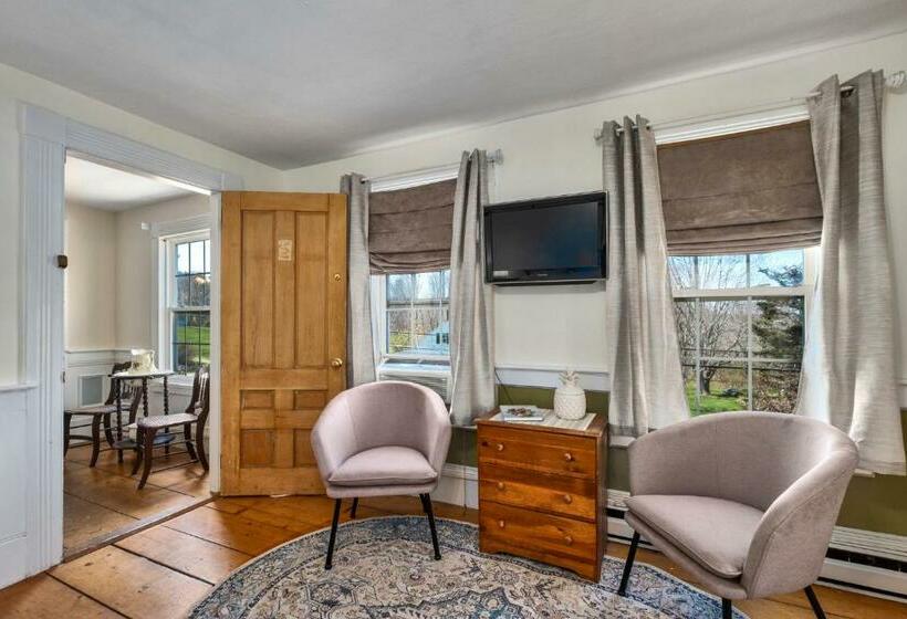 Номер Deluxe, Youngtown Inn