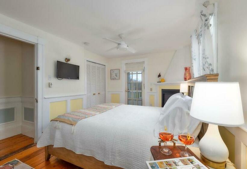 Номер Deluxe, Youngtown Inn