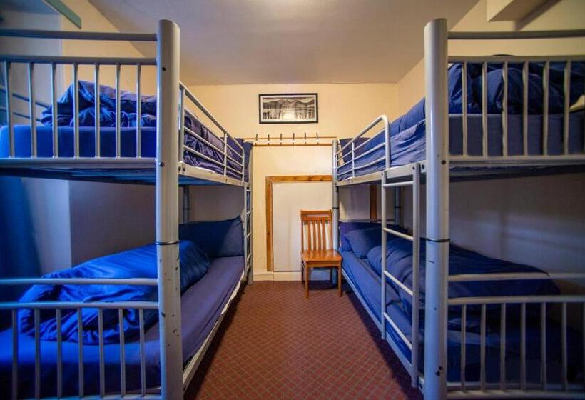 Четырехместный Номер Стандарт, Broadford Youth Hostel