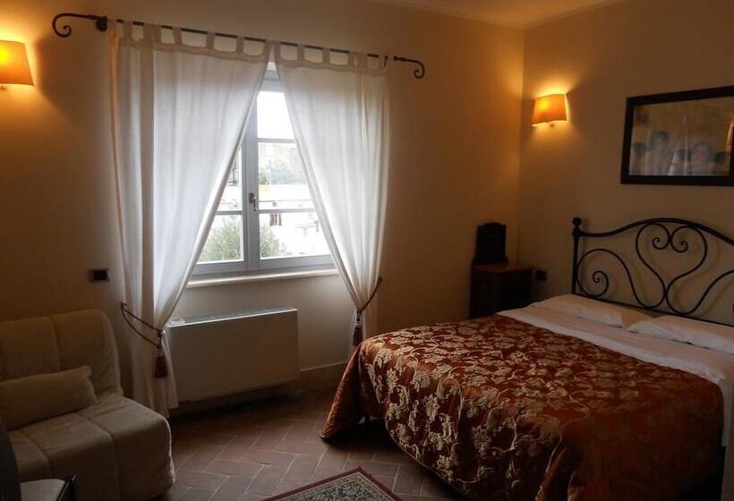 Номер Стандарт Трехместный, Bio Agriturismo Poggio Aione