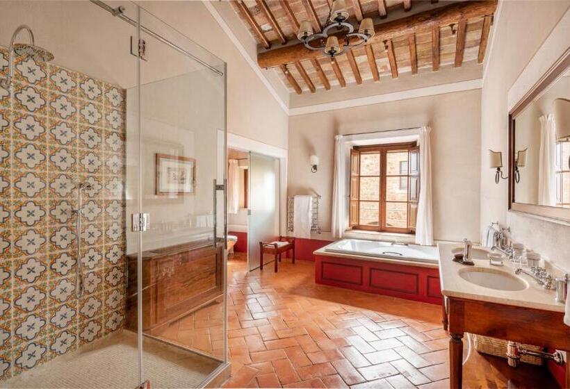 Полулюкс, Castello Banfi   Il Borgo   Relais Et Chateaux