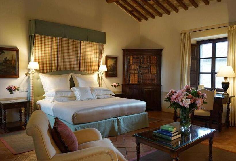 Полулюкс, Castello Banfi   Il Borgo   Relais Et Chateaux