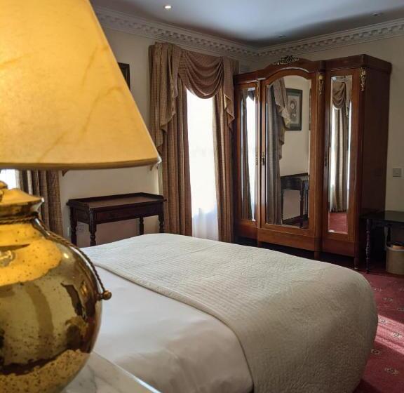 Четырехместный Номер Deluxe, Foley S Townhouse Killarney