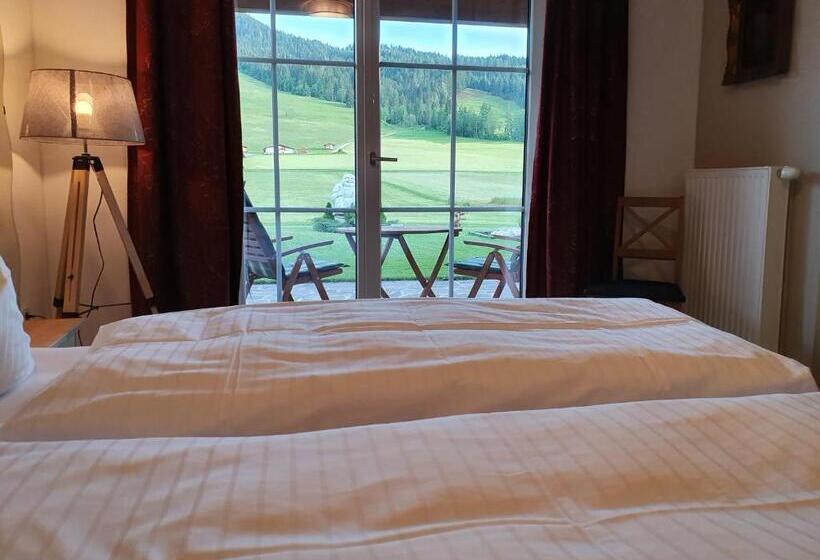 آپارتمان 1 خوابه با تراس, Romantik Pension Lehrberg