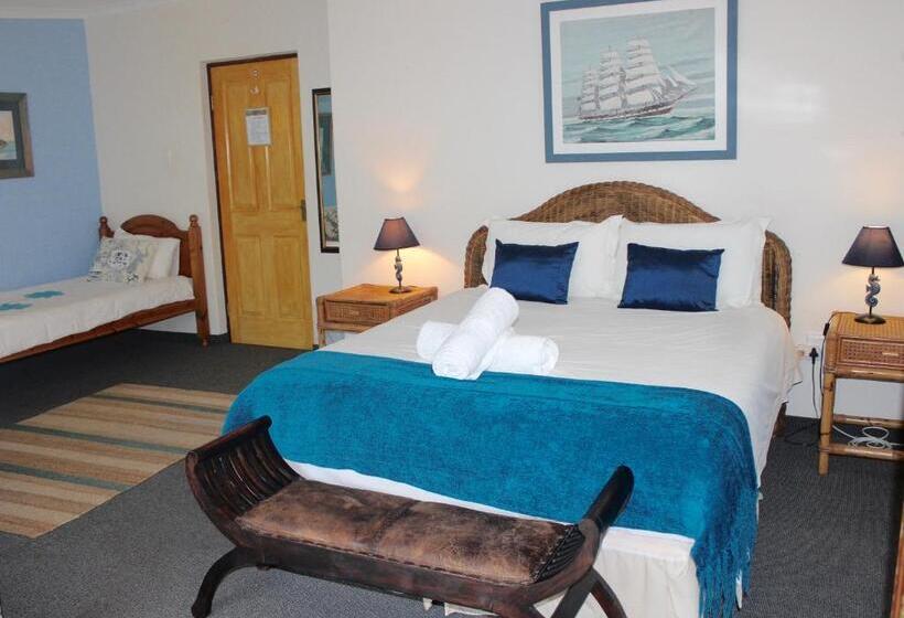 Семейный Номер Вид на Сад, Cheetah Lodge Guest House